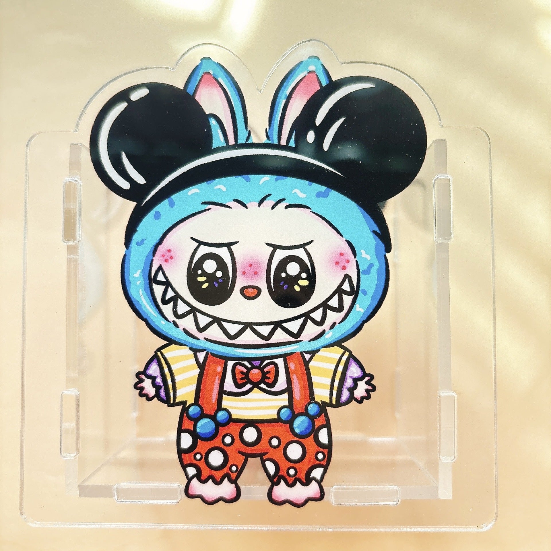 pen holder 4